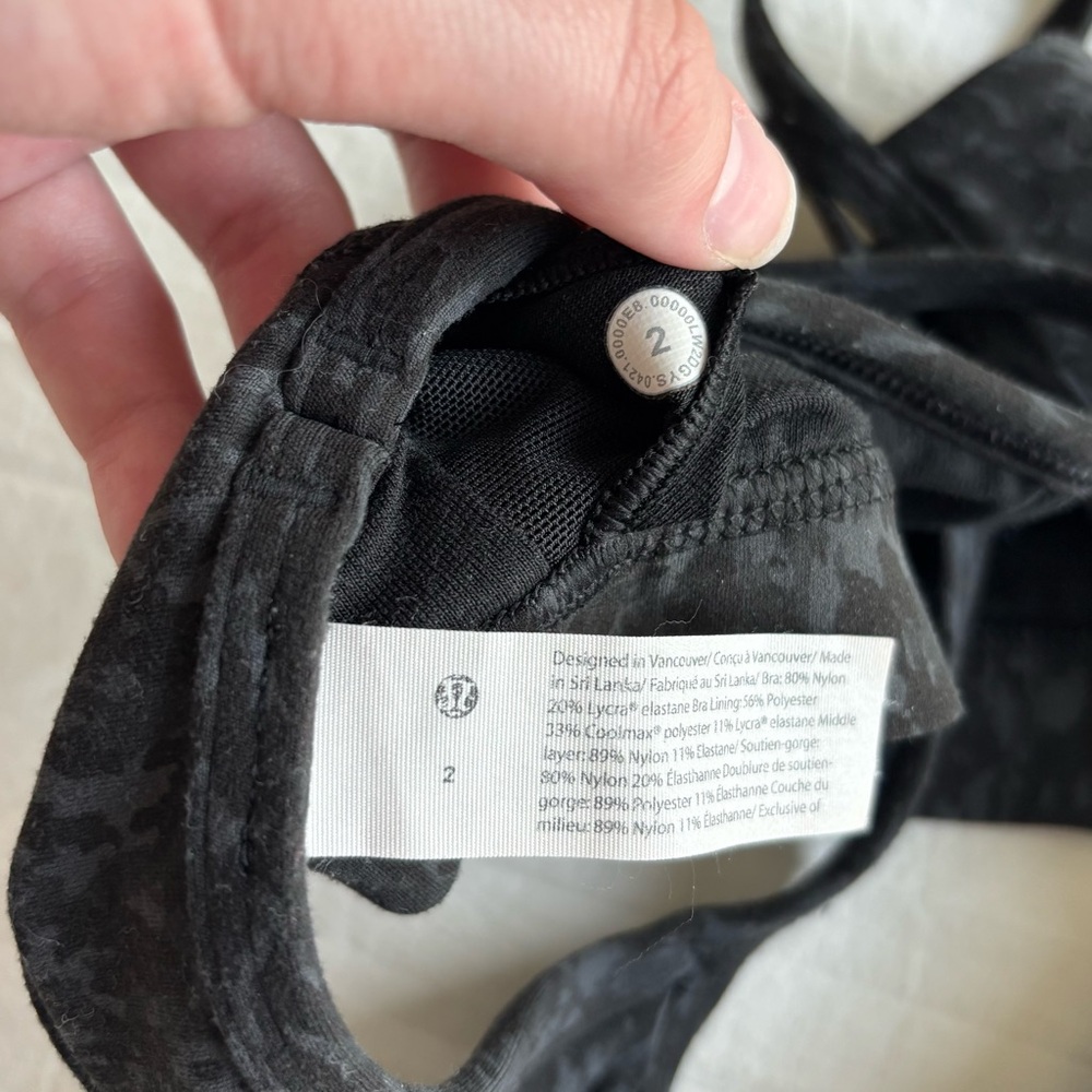 Lululemon flow y bra - Picture 3 of 4